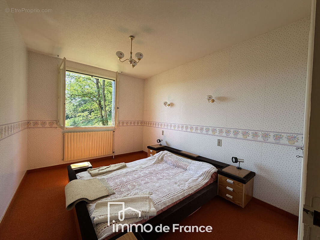 Maison sur hauteur Decazeville -95 m2 habitables- avec grand sous-sol - photo 8