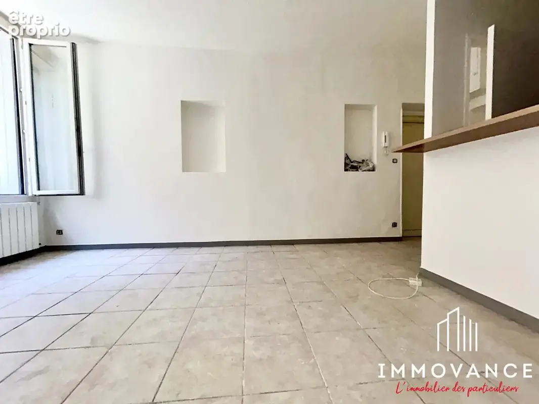 Appartement 3 pièces 55 m² à vendre à Nimes (30000) - photo 2