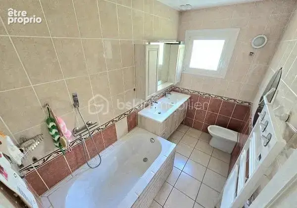 Magnifique maison perigourdine de 160 m2 avec 4 chambres (possibilite 5) sur un terrain de 2 351 m2 !!! - photo 16
