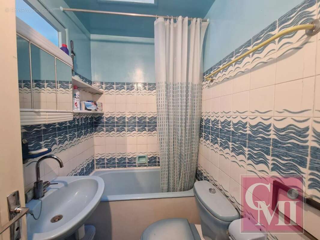 Appartement à BREUX-JOUY