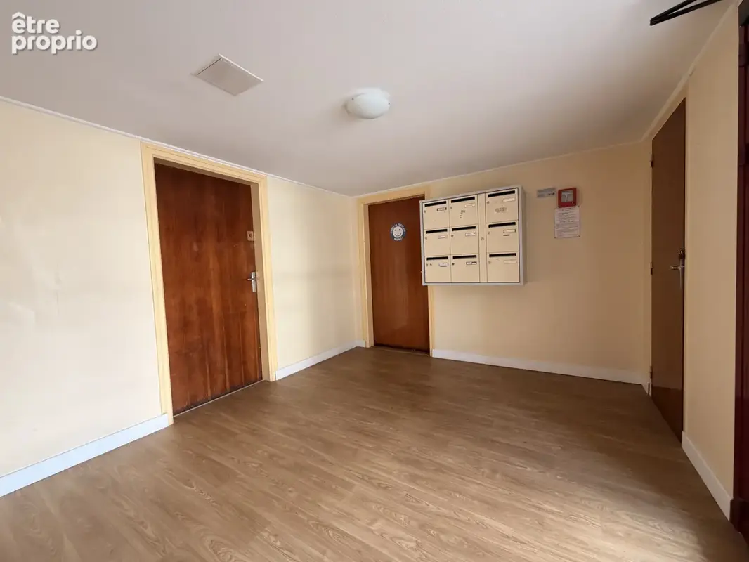 Appartement T3 proche de l' élorn en plein coeur de Landerneau . - photo 9