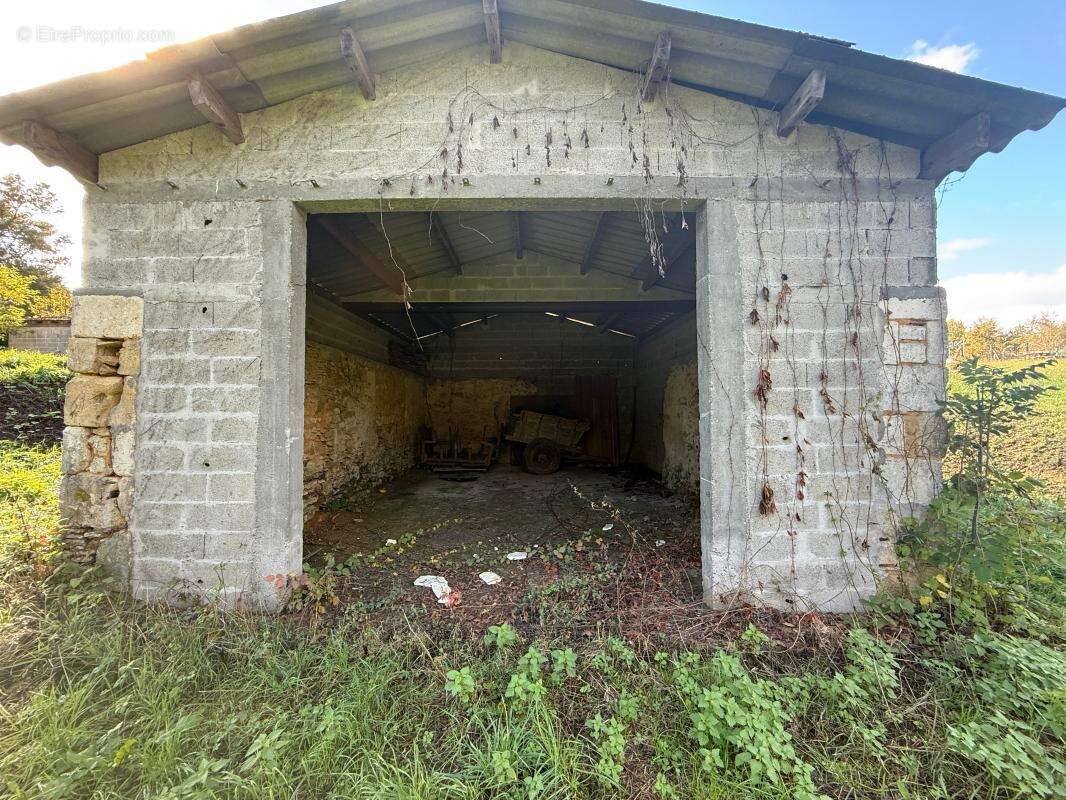 Terrain à SAINT-MAIXANT