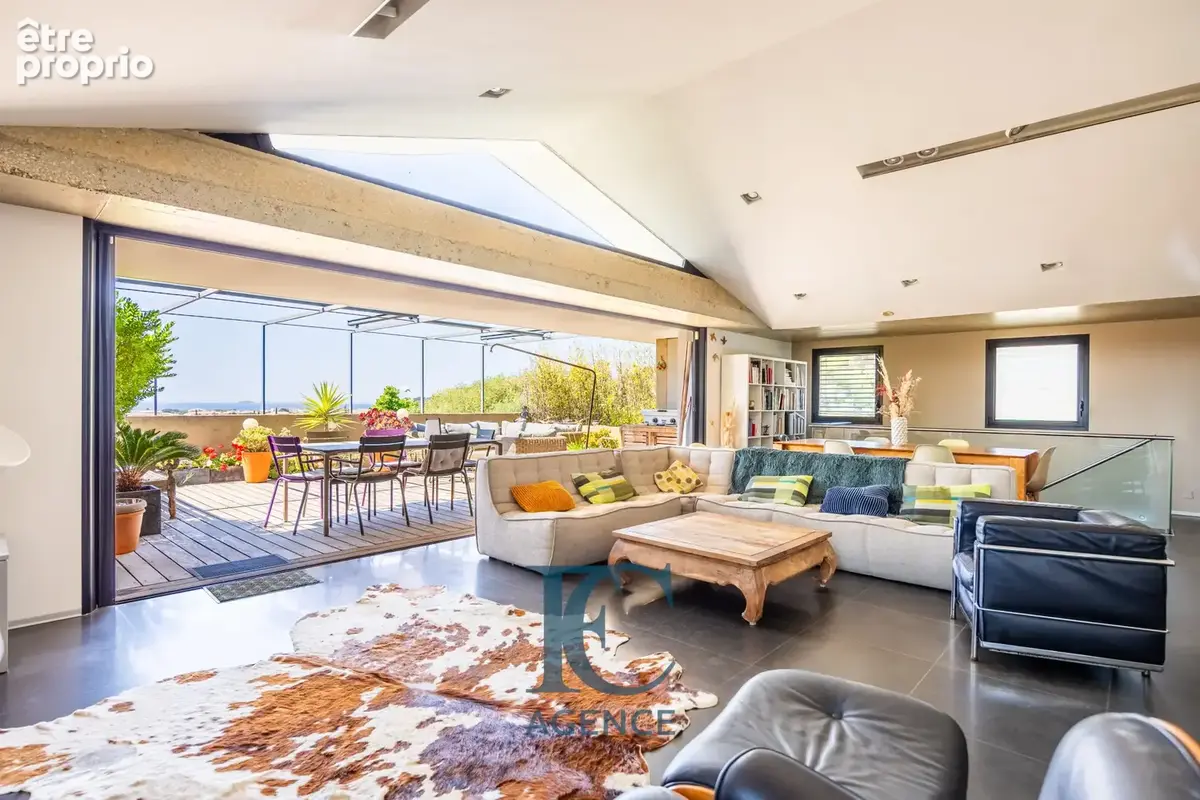 Loft d'architecte de 224 m2 avec vue mer - photo 2