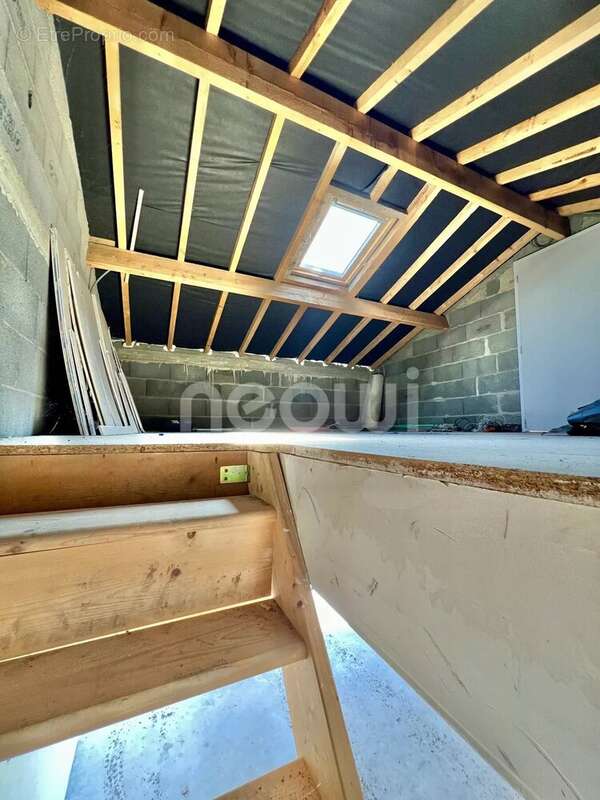 Maison à SAINT-BONNET-PRES-RIOM