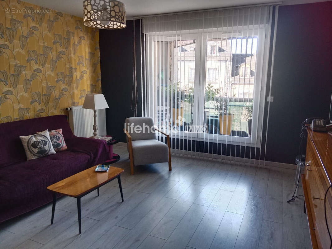 Appartement 70 m² à Chateauroux  - photo 2