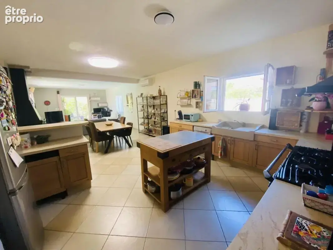 Maison 6 pièces 190 m² à vendre à Carcassonne (11000) - photo 2