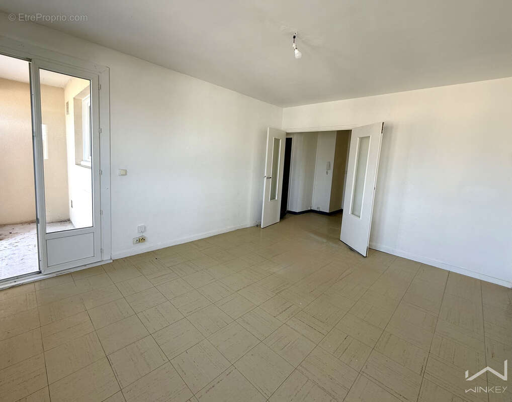Appartement à PIERRELATTE