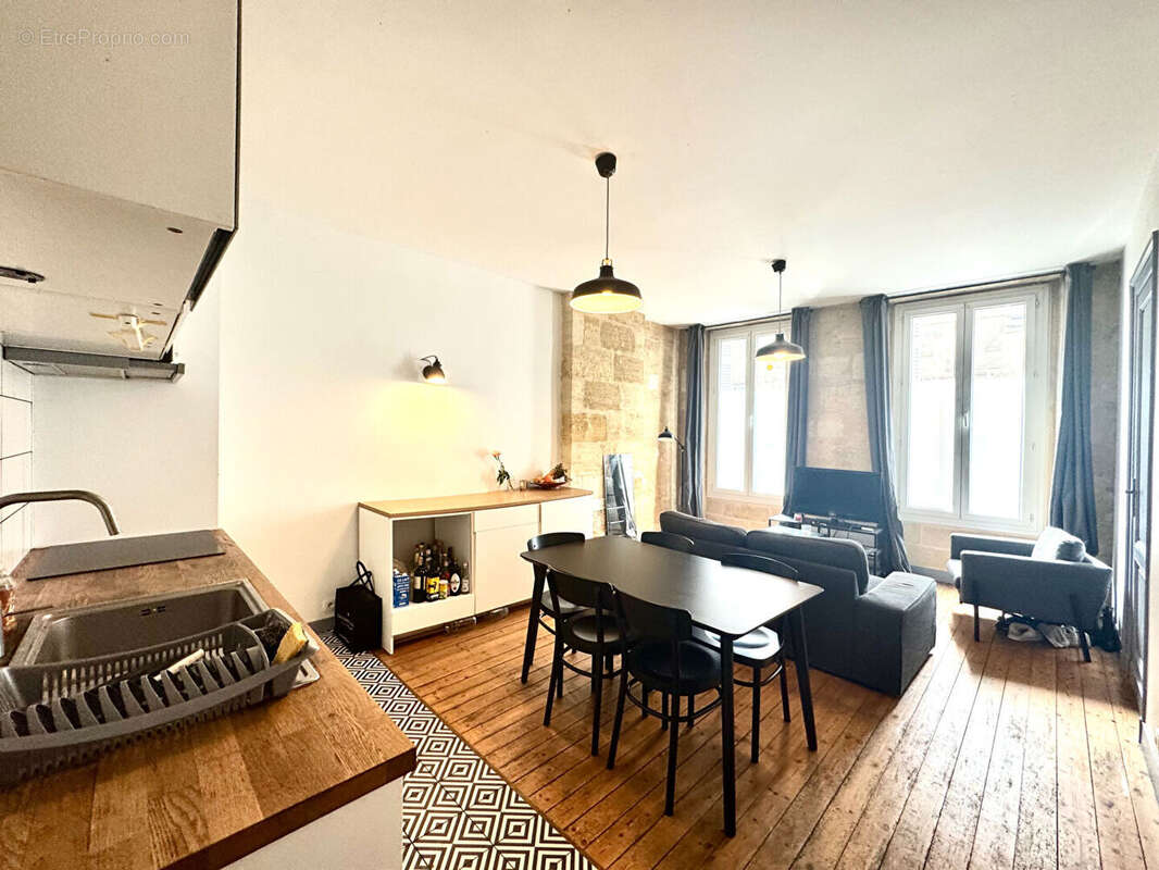 Appartement à BORDEAUX