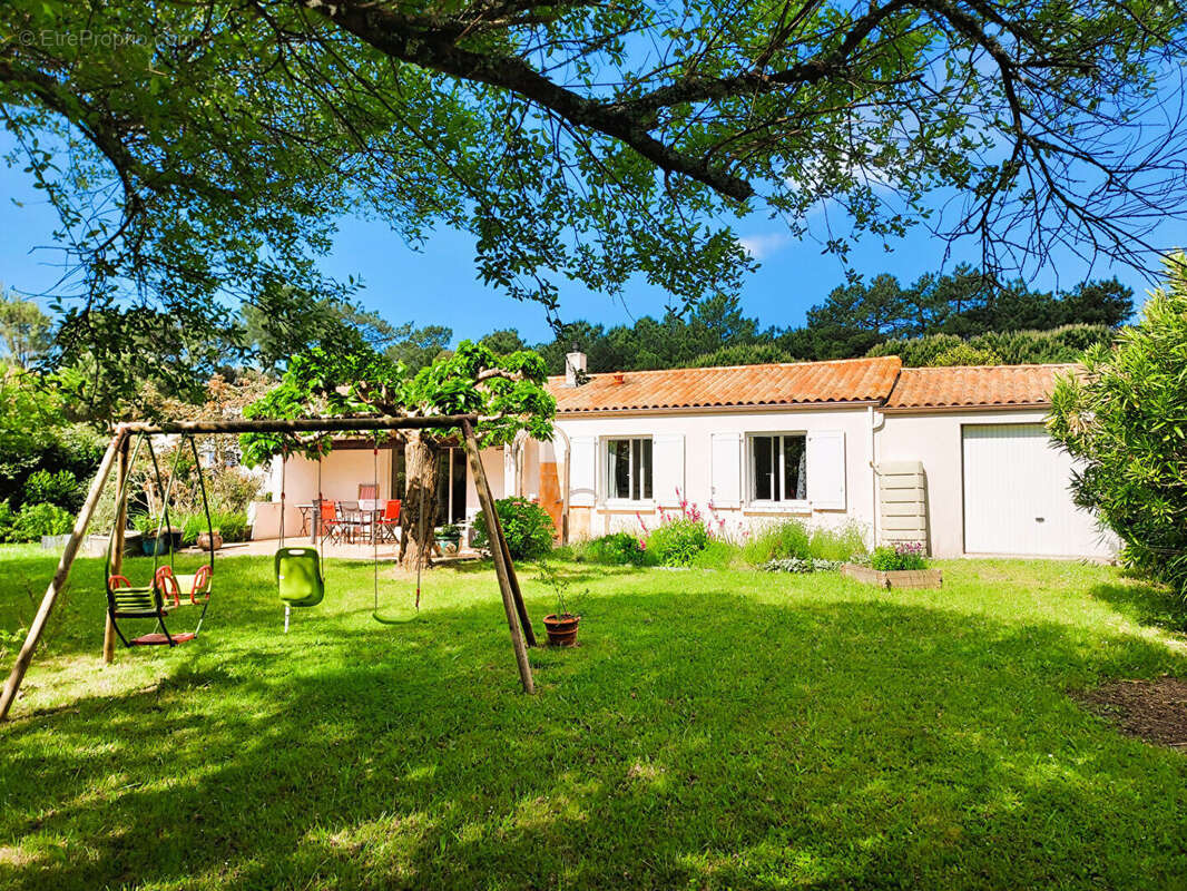 Maison à LE GRAND-VILLAGE-PLAGE