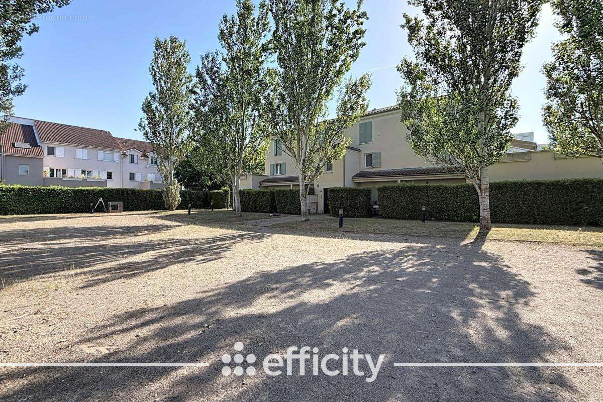 Appartement à SAINT-PRIEST