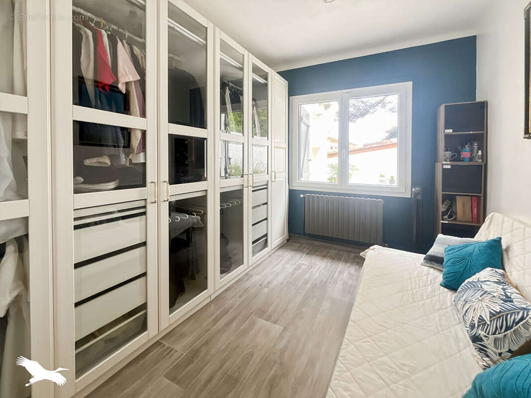 Maison La Penne-sur-Huveaune -112 m2 - 5 pièces - 3 Chambres + Jardin + Piscine - photo 13
