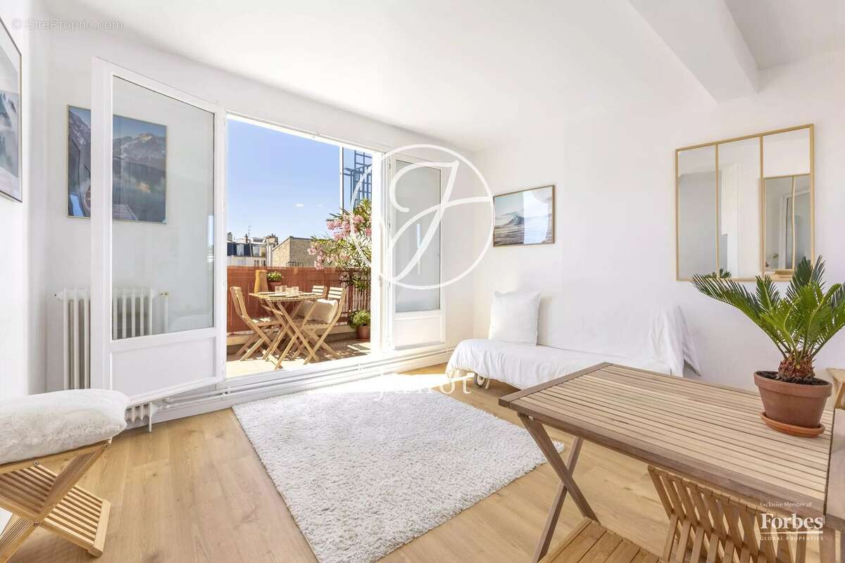 Appartement à PARIS-5E