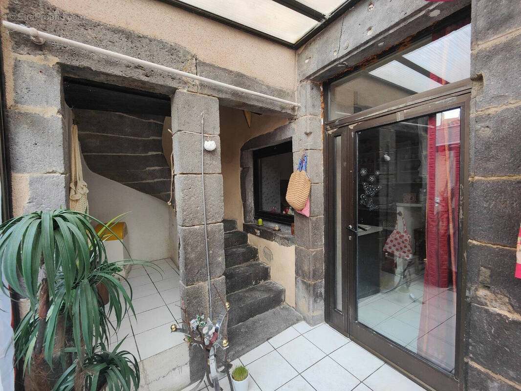 Maison à CLERMONT-FERRAND