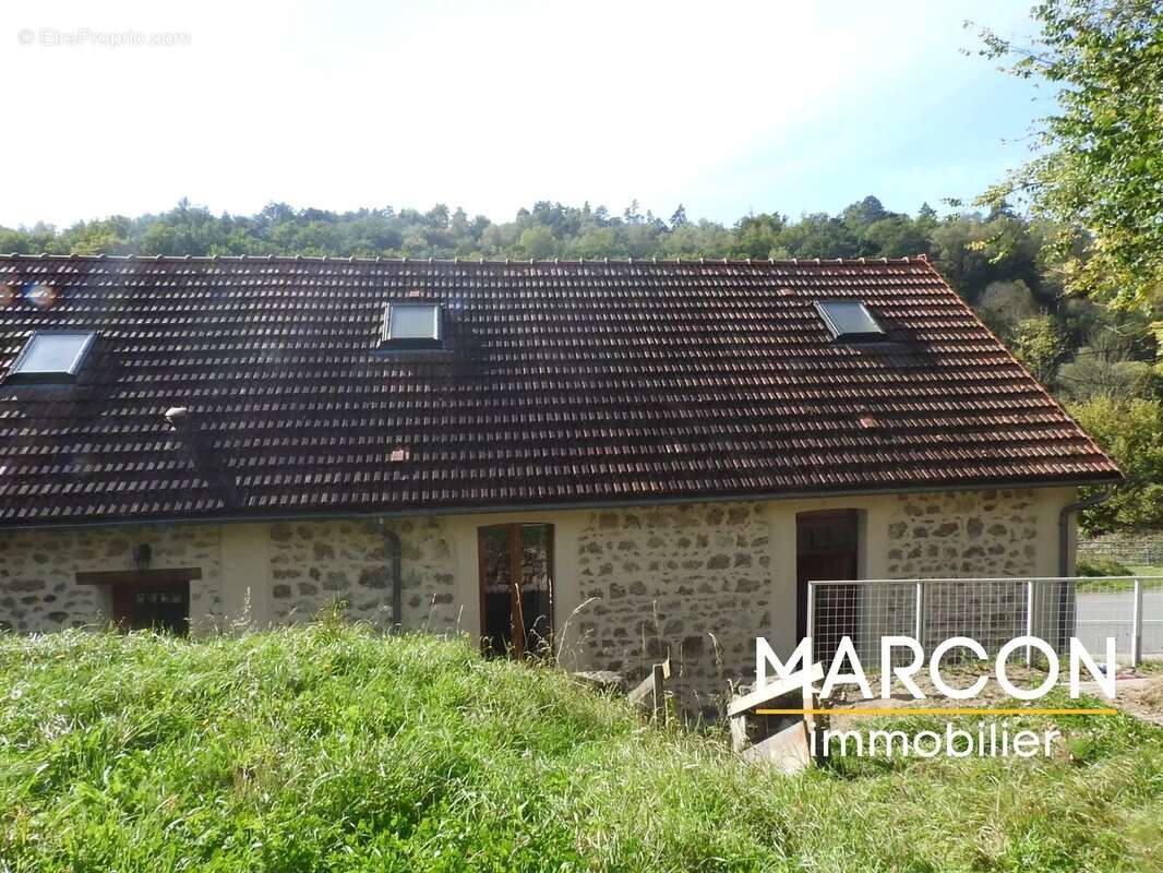 Maison à MOUTIER-ROZEILLE