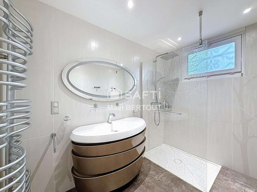 Photo 5 - Maison à SAINT-GENIX-SUR-GUIERS