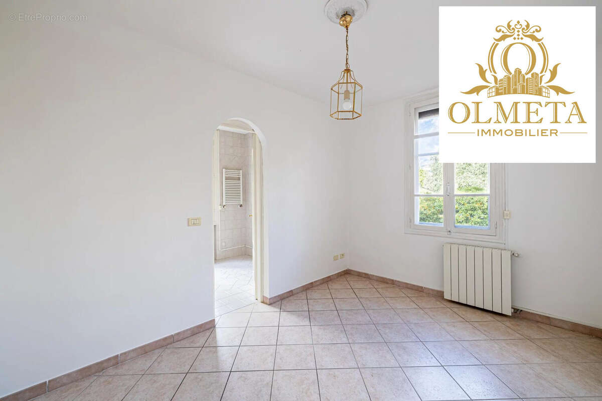 Appartement à ROQUEBRUNE-CAP-MARTIN