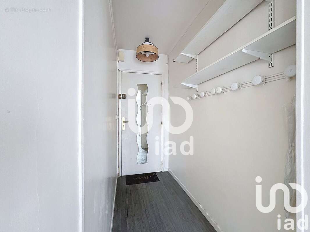 Photo 8 - Appartement à PARAY-VIEILLE-POSTE