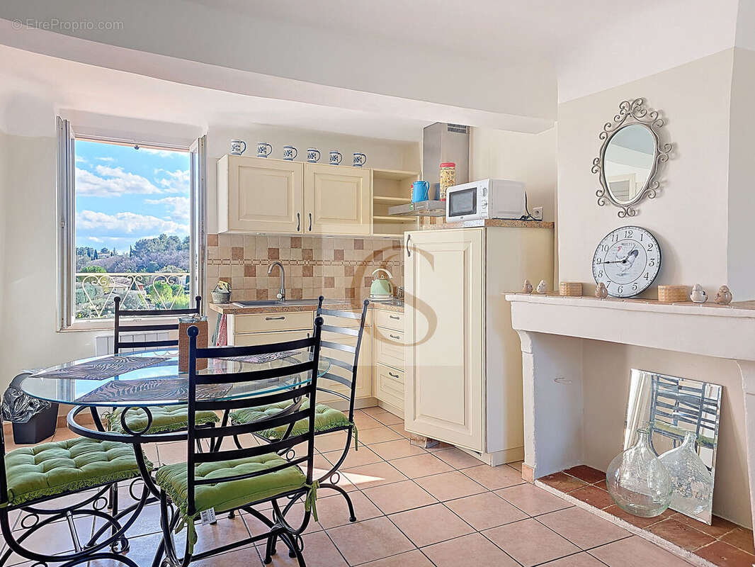 Appartement à FLAYOSC