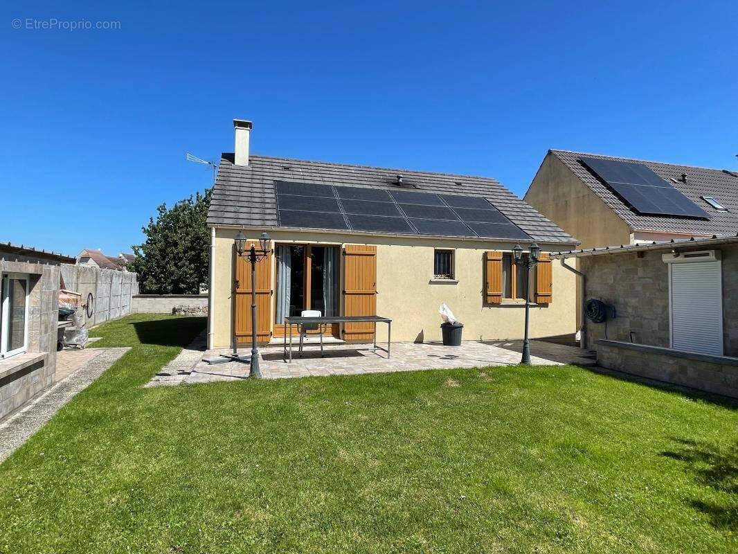 Maison à LIZY-SUR-OURCQ