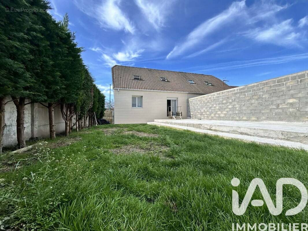 Photo 1 - Maison à SAINT-MAURICE-D'ETELAN