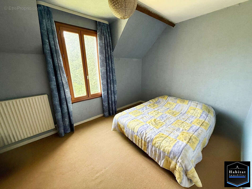 Maison à OISSERY