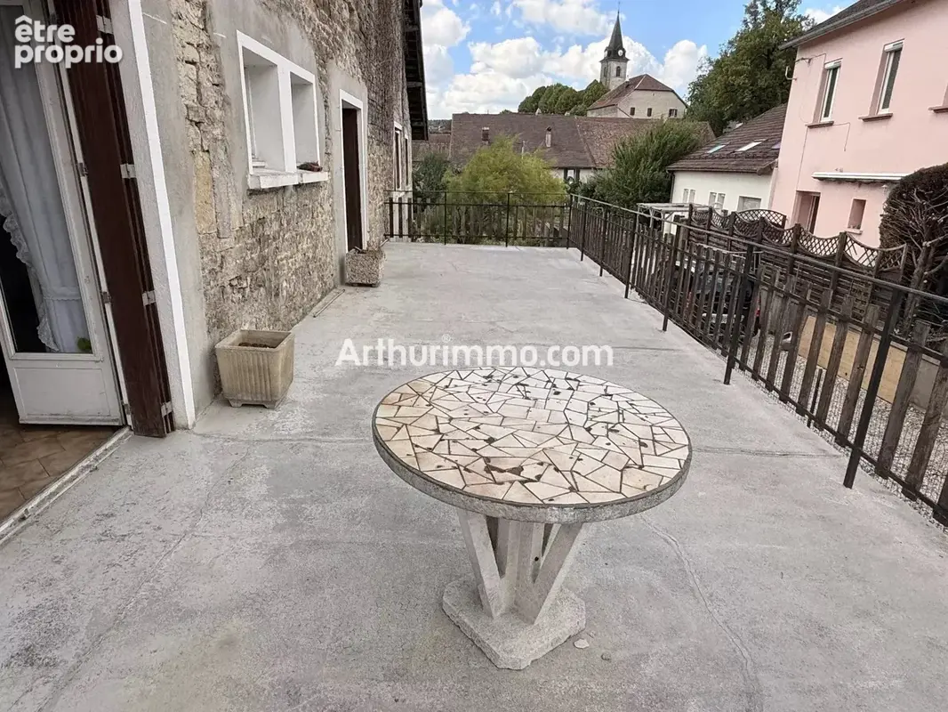 Maison 5 pieces avec grand terasse et jardin - photo 9