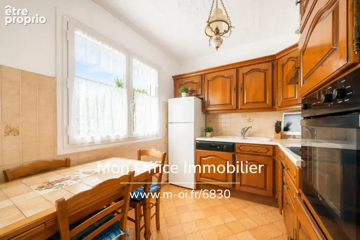 Référence : 7027-MAC - Maison 3 chambres avec jardin et garage - photo 3