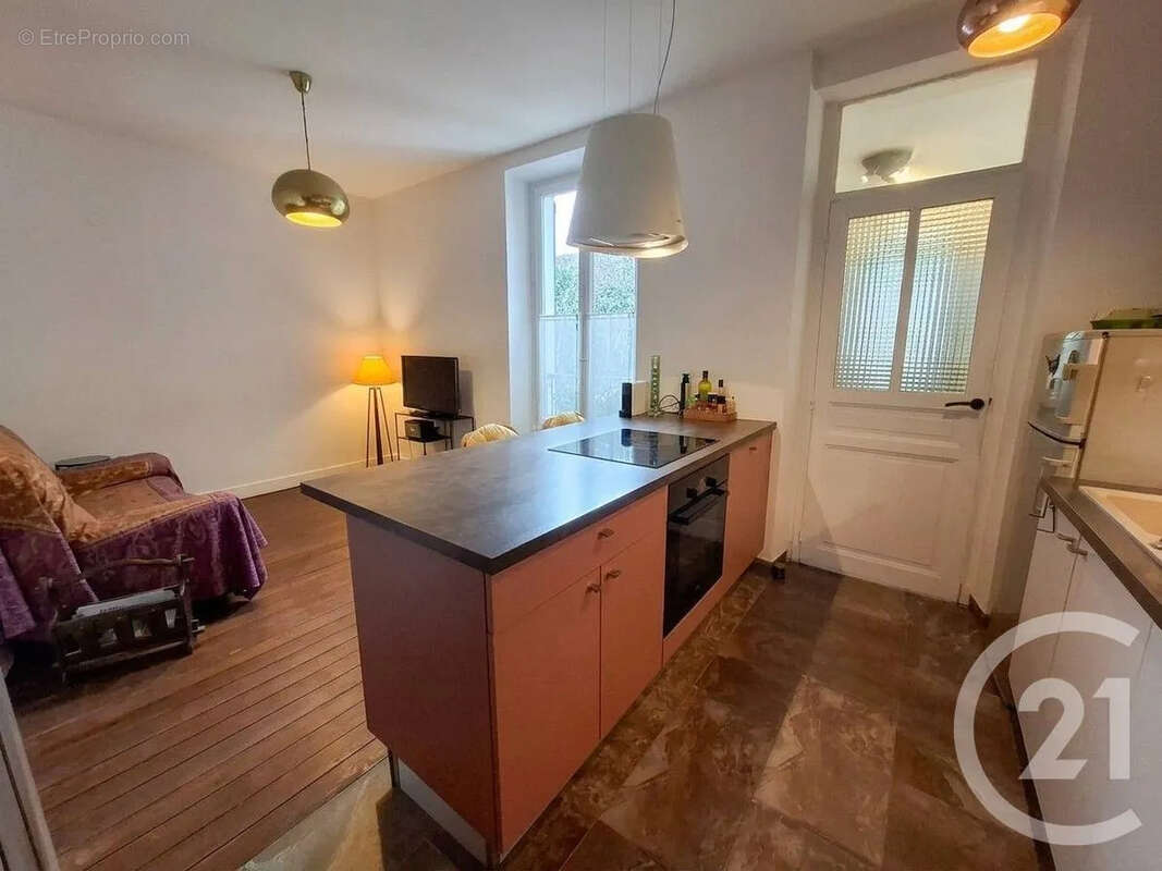 Appartement 42 m² à Saint-Maur-Des-Fosses  - photo 5