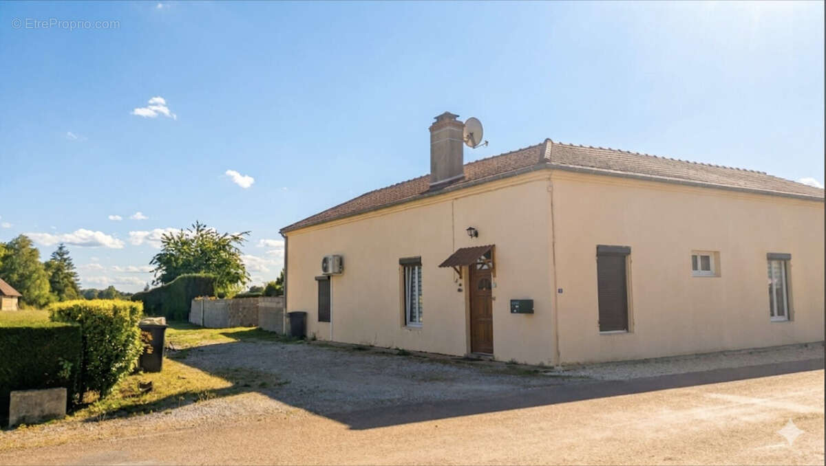 Maison à TOUTENANT