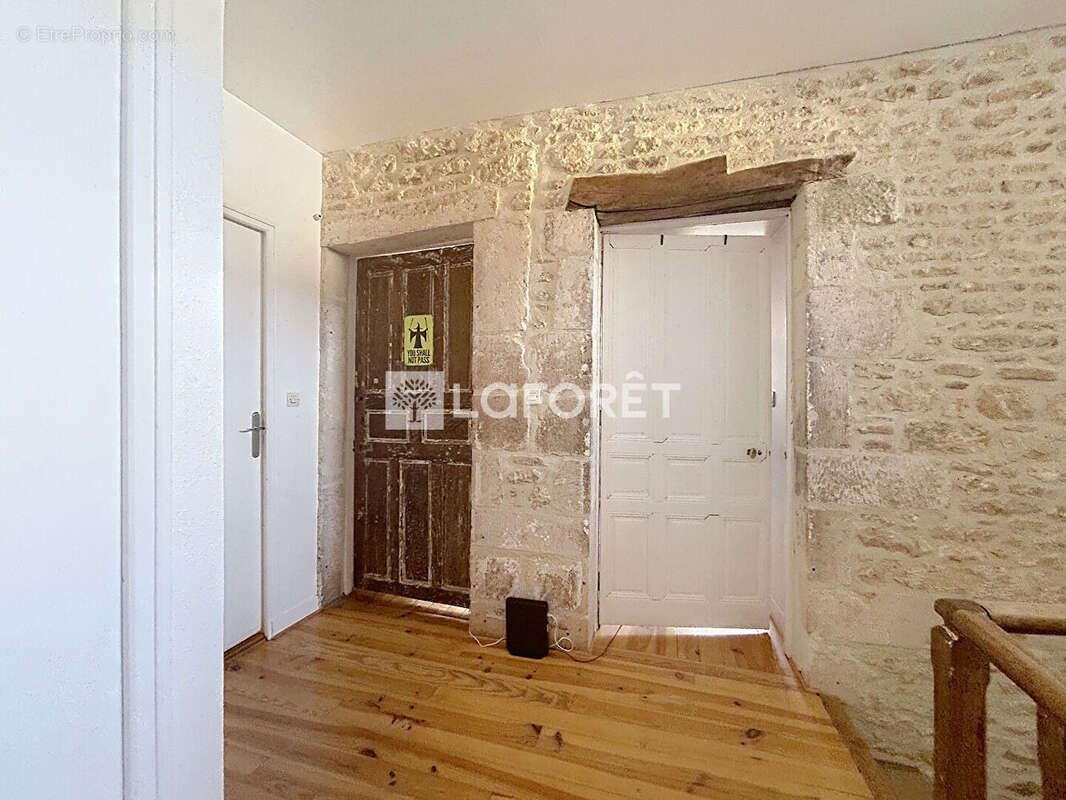 Appartement à FALAISE