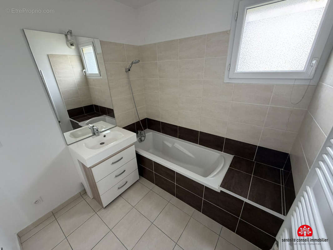 Appartement à SAINT-PRIEST