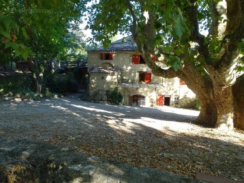 Maison à FORCALQUIER