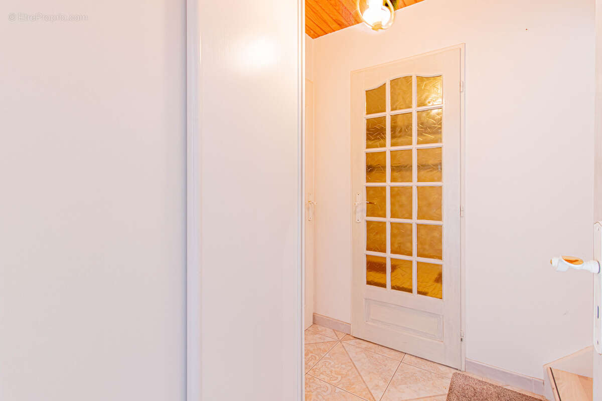 Maison à NOUZONVILLE