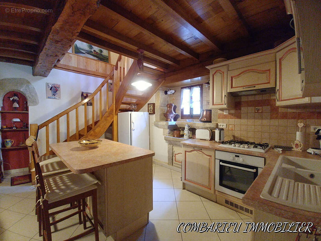 Maison à CAYLUS