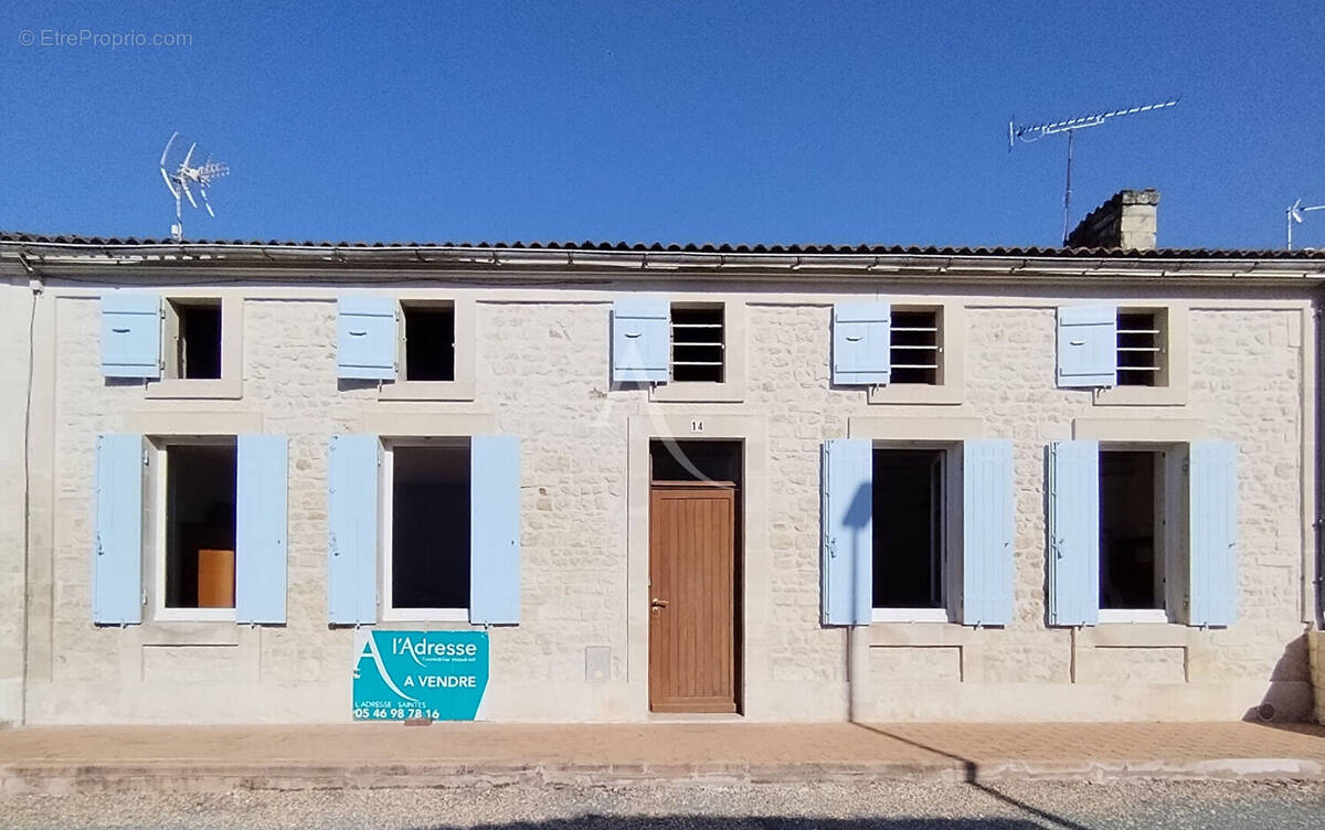 Maison à THENAC