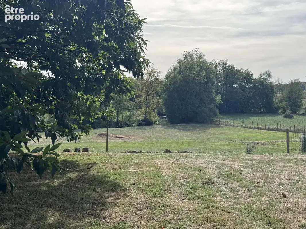 Ferme rénovée – 3 chambres – terrain de plus de 6 600 m² – bord de rivière - photo 19
