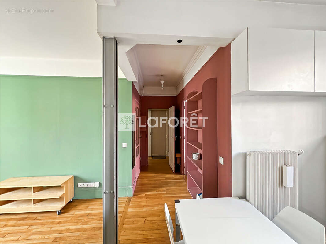 Appartement à MONTROUGE