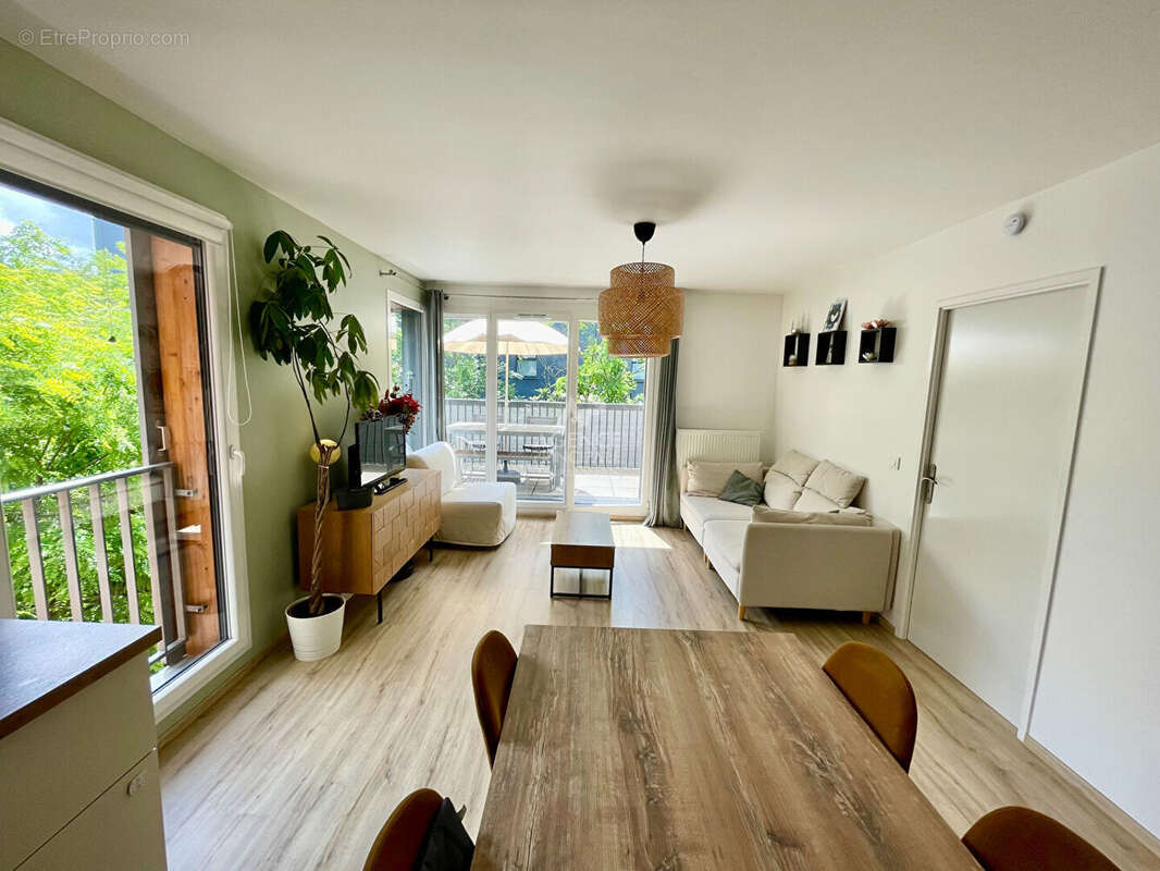 Appartement à CARRIERES-SOUS-POISSY