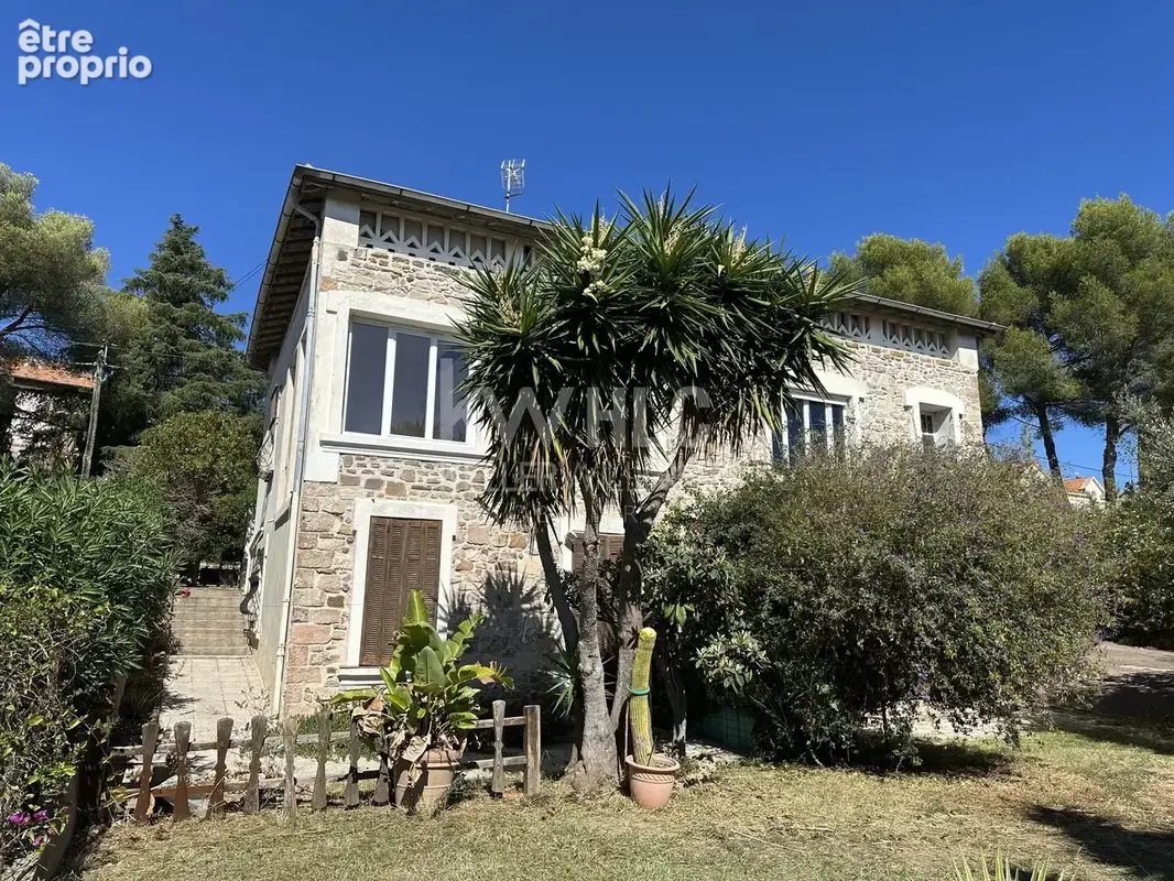 Photo Maison à La Seyne-Sur-Mer au prix de 749 000€