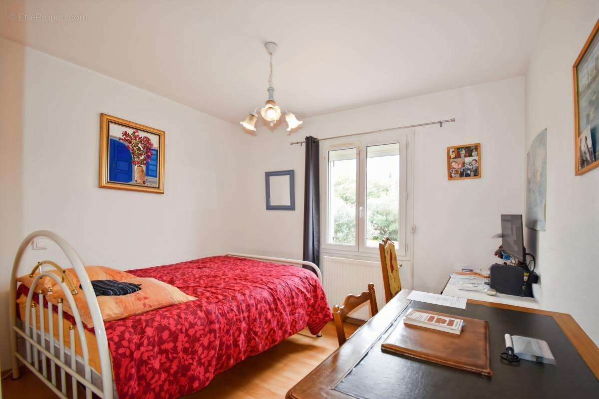 Maison 162 m² avec T2 - photo 9