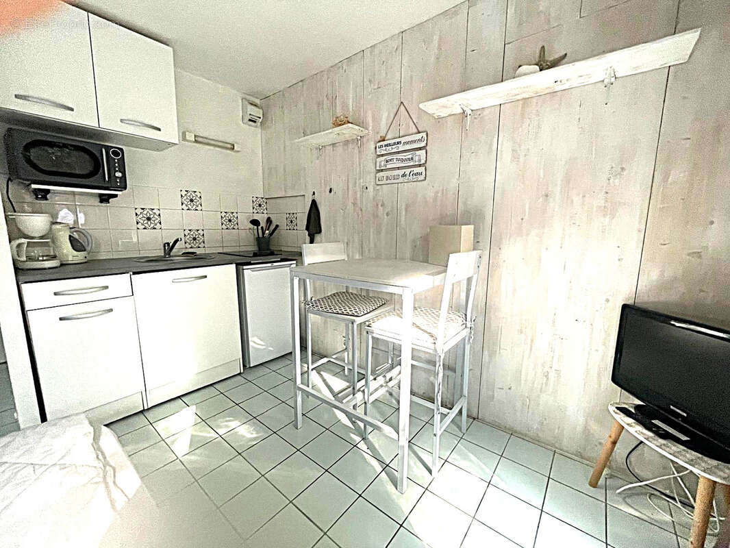 Appartement dans Résidence Kerfany Les Pins - photo 3