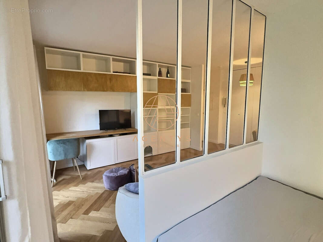 Appartement à SAINT-MAUR-DES-FOSSES