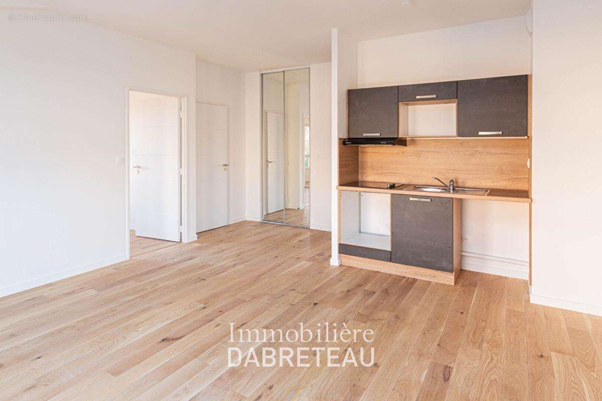 Appartement à BRIGNAIS