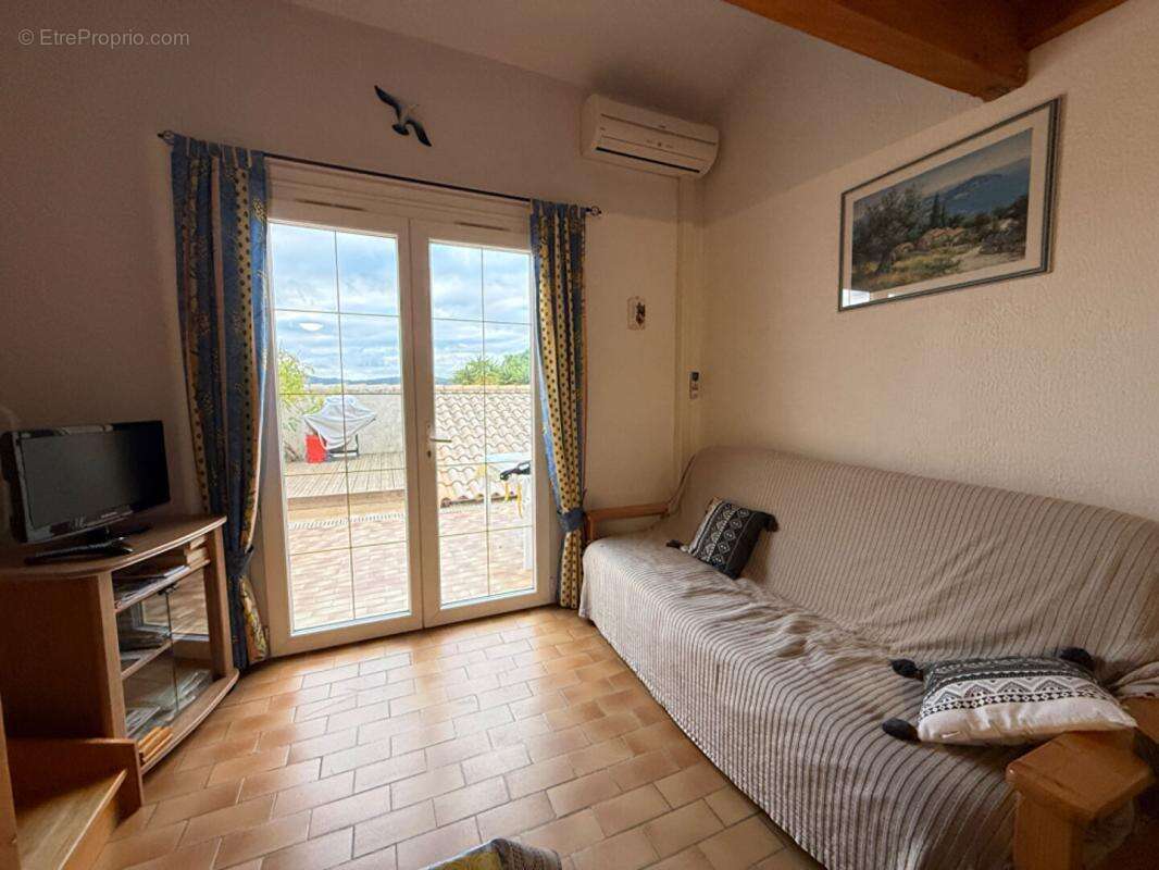 Maison à BORMES-LES-MIMOSAS