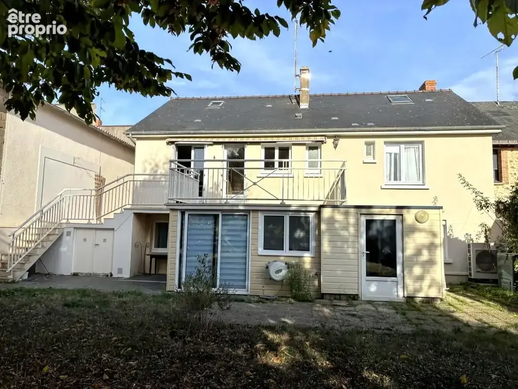 Maison 135 m² à vendre à Laval (53000) - photo 2