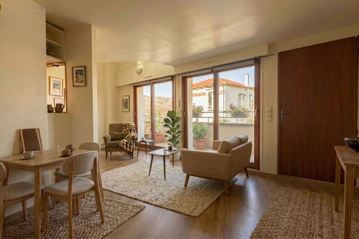 Appartement à CHAVILLE