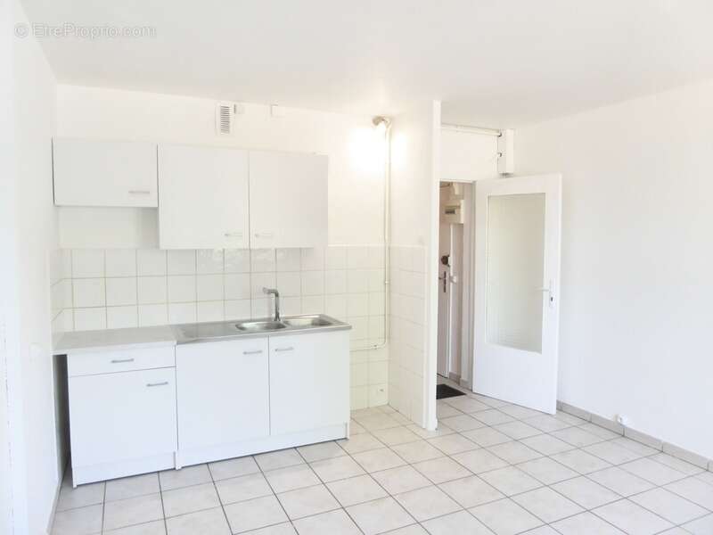 Appartement à BRUYERES-LE-CHATEL