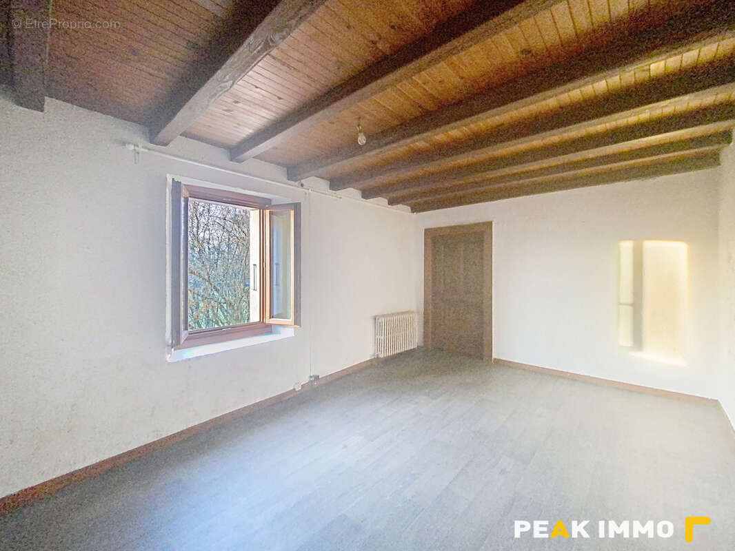 Maison à PEILLONNEX