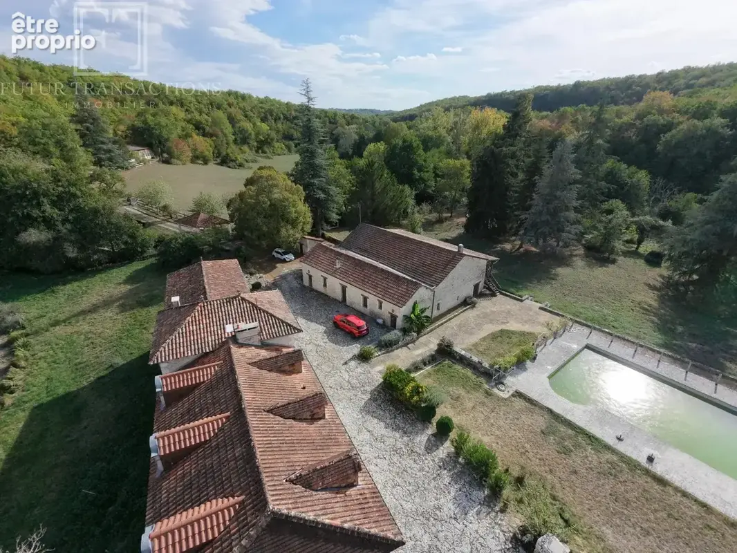 Propriété isolée sur 88 ha et étang - photo 16
