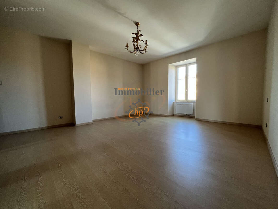 Appartement à SAINT-AFFRIQUE